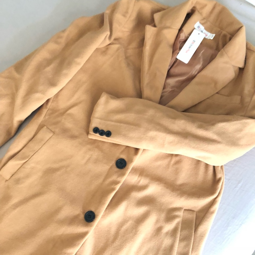 Light tan coat 🧥